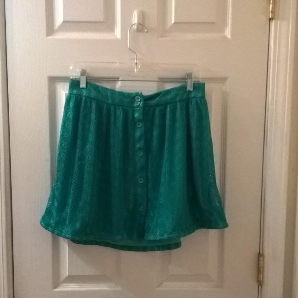 Deja Vu Turquoise Lace Mini Skirt Size M/8